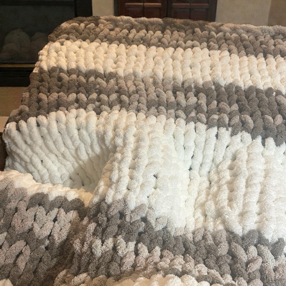 Luxurious Chenille Striped Blanket